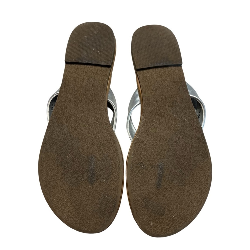 Silver Bow New Directions Flip Flops Size 6.5 - Picture 5 of 8